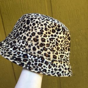 CHEETAH PRINT bucket hat